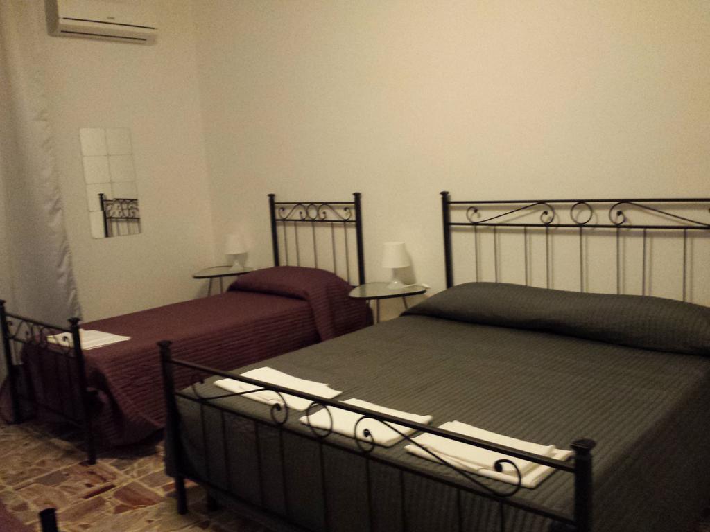 Casa Giulia Hotel Pisa Kamer foto